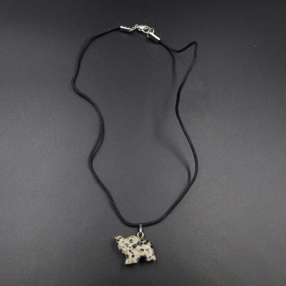 Vintage 15" Carved Elephant Stone Pendant Necklace - Picture 2 of 6